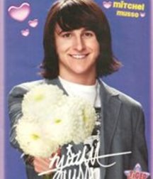 Hot Idols: Mitchel Musso 5e0e92fb2717f.jpg
