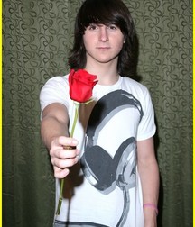 Hot Idols: Mitchel Musso 5e0e93210c3e3.jpg