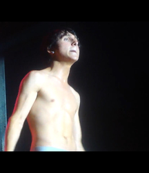 Hot Idols: Mitchel Musso 5e0e932fc6268.jpg