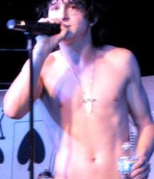Hot Idols: Mitchel Musso 5e0e9358c4a62.jpg