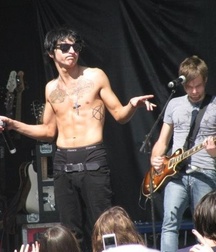 Hot Idols: Mitchel Musso 5e0e9367a675e.jpg