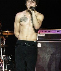 Hot Idols: Mitchel Musso 5e0e939cecb18.jpg
