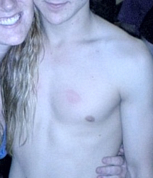 Hot Idols: Mitchel Musso 5e0e9402d5d6f.jpg