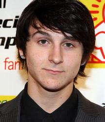 Hot Idols: Mitchel Musso 5e0e940cbb1cc.jpg