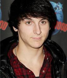 Hot Idols: Mitchel Musso 5e0e943626c13.jpg