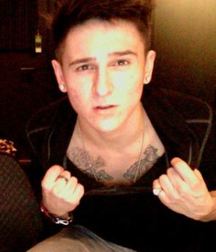 Hot Idols: Mitchel Musso 5e0e944578f6f.jpg