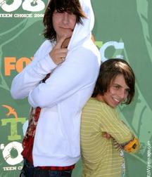 Hot Idols: Mitchel Musso 5e0e94724174e.jpg