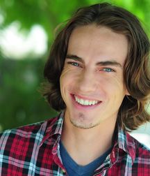 Hot Idols: Chase Ellison 5e0faf697217c.jpg