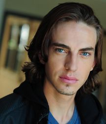 Hot Idols: Chase Ellison 5e0faf73435b0.jpg