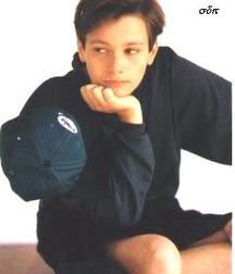 Hot Idols: Edward Furlong 5e346351a57aa.jpg
