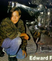 Hot Idols: Edward Furlong 5e3463667736e.jpg