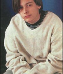 Hot Idols: Edward Furlong 5e34636f3f160.jpg
