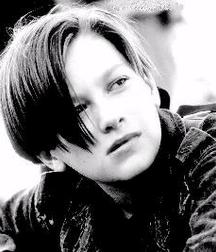 Hot Idols: Edward Furlong 5e34643333227.jpg