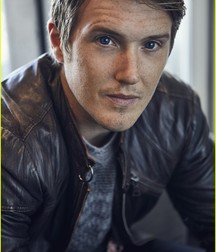 Hot Idols: Spencer Treat Clark  5e34697176e18.jpg