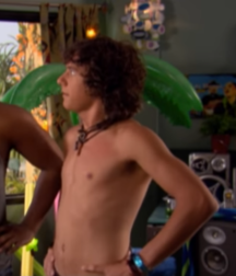 Hot Idols: Matthew Underwood  5e4866848ebec.png