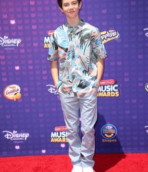 Hot Idols: Griffin Gluck 5e5d36c14d56f.jpg