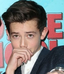 Hot Idols: Griffin Gluck 5e5d36ceca202.jpg