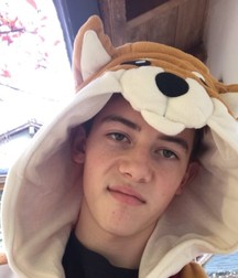 Hot Idols: Griffin Gluck 5e5d36dd5af23.jpg