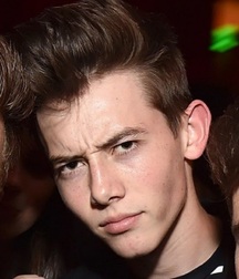 Hot Idols: Griffin Gluck 5e5d36ff543f8.jpg