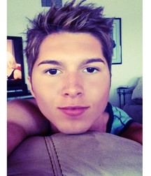 Hot Idols: Paul Butcher 5e5fee256222f.jpg