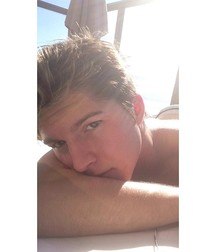 Hot Idols: Paul Butcher 5e5fee2b160b6.jpg