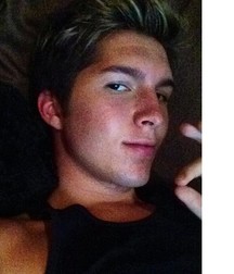 Hot Idols: Paul Butcher 5e5fee3503874.jpg