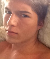 Hot Idols: Paul Butcher 5e5fee5d10f55.jpg
