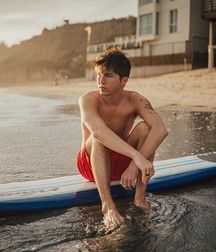 Hot Idols: Paul Butcher 5e5fee6b827d0.jpg