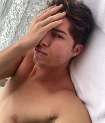 Hot Idols: Paul Butcher 5e5fee7ea9962.jpg