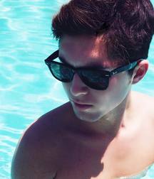 Hot Idols: Paul Butcher 5e5feeaaae3d4.jpg