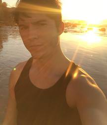 Hot Idols: Paul Butcher 5e5feeb76957b.jpg