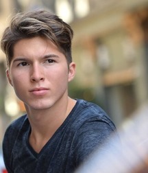 Hot Idols: Paul Butcher 5e5fef6109cac.jpg