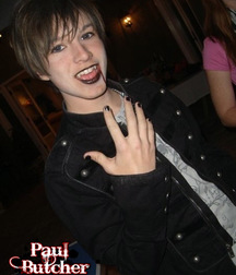 Hot Idols: Paul Butcher 5e5fef9f42ede.jpg