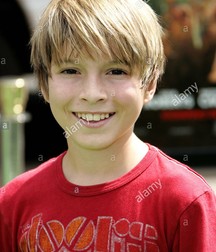 Hot Idols: Paul Butcher 5e5fefd9a2a1b.jpg