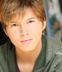 Hot Idols: Paul Butcher 5e5fefe3789c9.jpg
