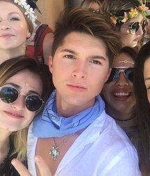 Hot Idols: Paul Butcher 5e5ff05e82846.jpg