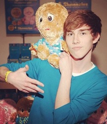 Hot Idols: Noah Crawford 5e613e4aba686.jpg