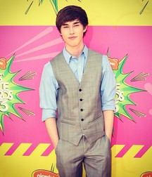 Hot Idols: Noah Crawford 5e613e932da79.jpg