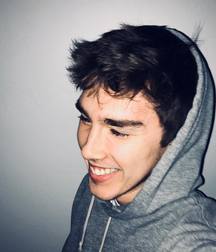 Hot Idols: Noah Crawford 5e613eb6710e4.jpg
