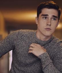 Hot Idols: Noah Crawford 5e613edee7007.jpg