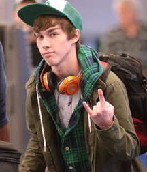 Hot Idols: Noah Crawford 5e613effa4c51.jpg