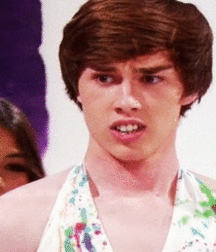 Hot Idols: Noah Crawford 5e613f4bd9f0f.gif