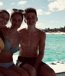 Hot Idols: Noah Schnapp 5e67c04c961f5.jpg