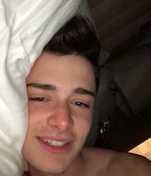 Hot Idols: Noah Schnapp 5e67c0505d2d1.jpg