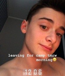 Hot Idols: Noah Schnapp 5e67c07b15c0c.jpg