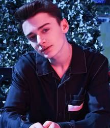 Hot Idols: Noah Schnapp 5e67c07e3da4d.jpg