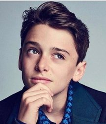 Hot Idols: Noah Schnapp 5e67c112823cb.jpg