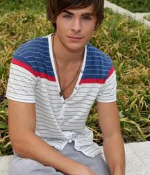 Hot Idols: Zac Efron 5e6a6d1f6e5df.jpg