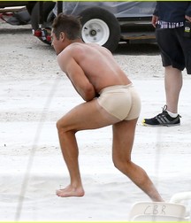 Hot Idols: Zac Efron 5e6a6d846c299.jpg