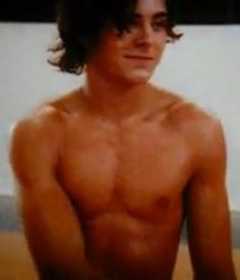 Hot Idols: Zac Efron 5e6a6d934145a.jpg